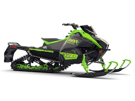 New 2025 Arctic Cat Riot 600 Sno Pro 1 35 ES Medium Green Black