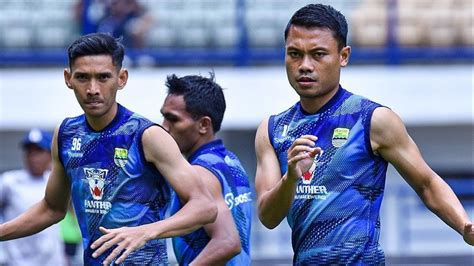 Review Of Liga 1 20232024 Bhayangkara Vs Persib Bandung Match The