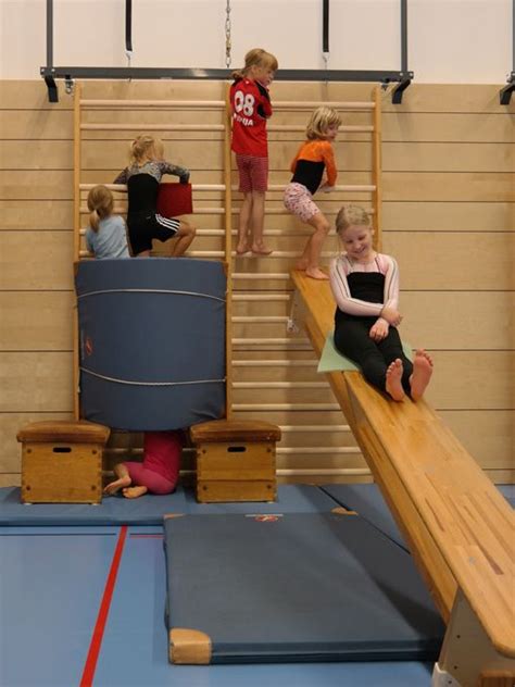 Kinderturnen Kinderturnen Turnen Mit Kindern Kinder Gymnastik