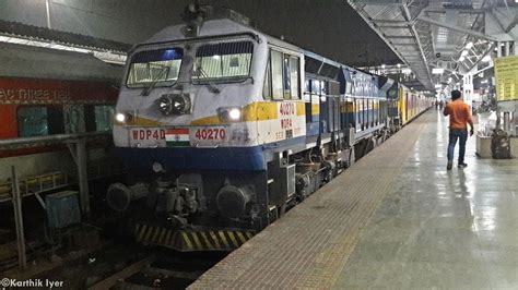 Mumbai LTT Secunderabad AC Duronto Express Departing LTT YouTube