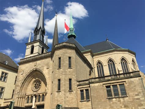 Luxembourg - Lattes and Runways