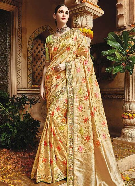 Cream Pure Banarasi Silk Wedding Saree 1220