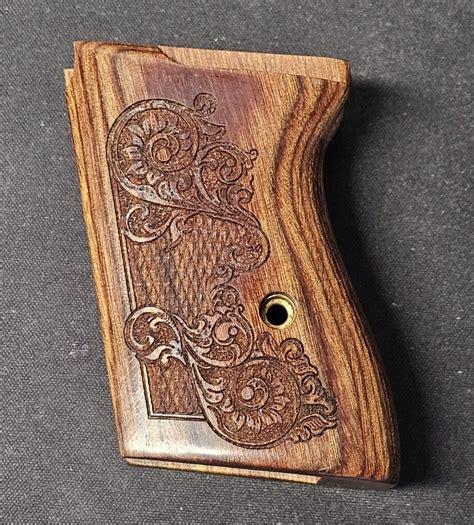 S W Walther Ppk Panel Fancy Engraving Walnut