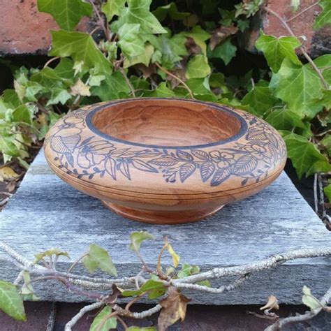 Small Rimu Bee Bowl Burnt Offerings