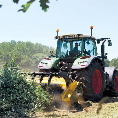 Rabaud Broyeur Forestier Sur Tracteur à Marteaux Fixes