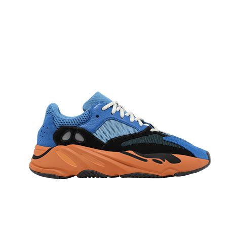 아디다스 이지 부스트 700 브라이트 블루 | Adidas | KREAM