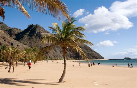 EasyJet holidays launches 'biggest sale of the year' — with bargain