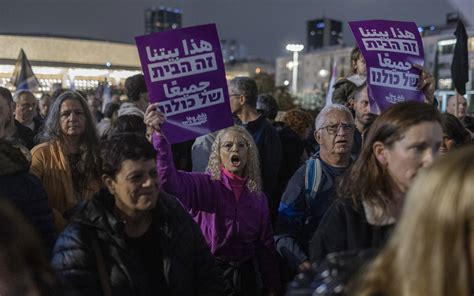 Tel Aviv Tausende Menschen Demonstrieren Gegen Neue Regierung