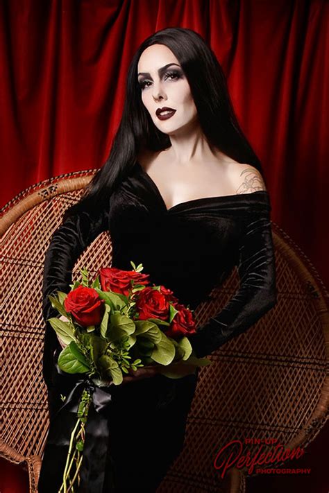 Morticia Addams Cosplay