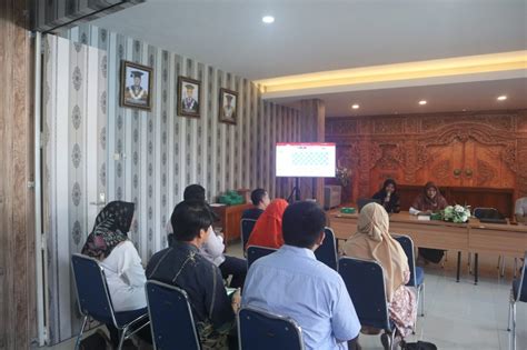 Rapat Dosen Prodi Ilmu Al Quran Dan Tafsir PROGRAM STUDI ILMU AL QUR