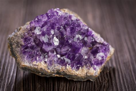 Amethyst for Meditation: Why and How You Should Use It