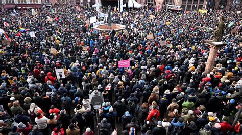 Allemagne plusieurs centaines de milliers de manifestants rassemblés