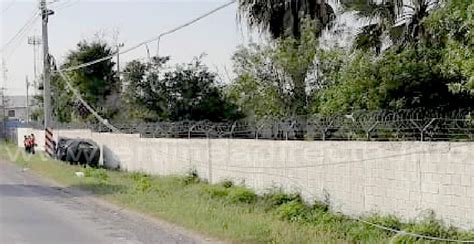 Choque con volcadura deja daños y caos vial en carretera Río Bravo