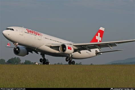 HB IQG Swiss Airbus A330 223 Photo By Airpicfreak ID 056884