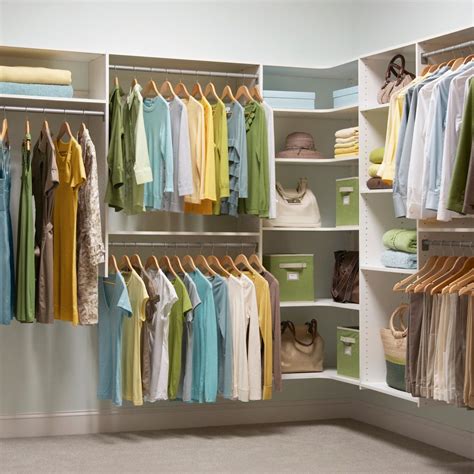 Small Master Bedroom Closet Ideas - Small bedroom closet design ideas