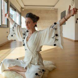 Kundalini Yoga Ve Meditasyon Yoga Ala Da