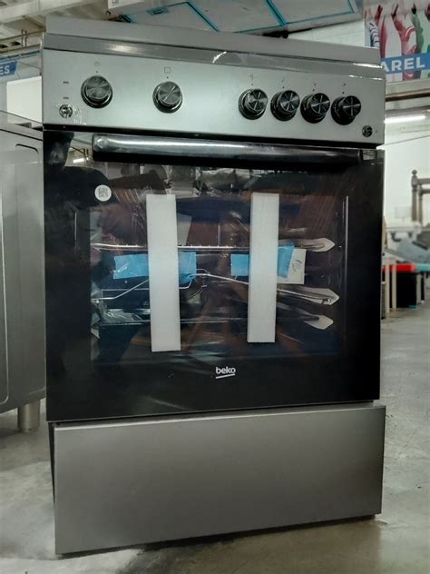 Beko Gas Range 3 Burner 1 Hot Plate FSG63010GSS HMR Shop N Bid
