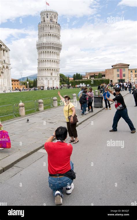 Leaning tower pisa funny hi-res stock photography and images - Alamy