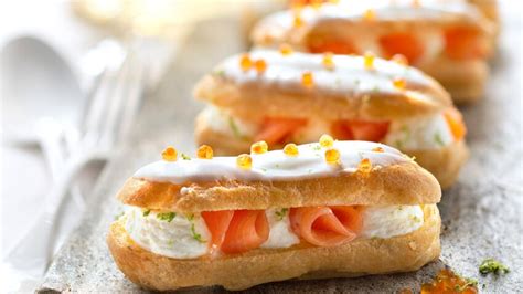 Eclairs au saumon fumé et chantilly au wasabi rapide découvrez les