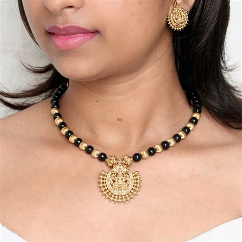 Traditional Black Beaded Necklace South India Jewels