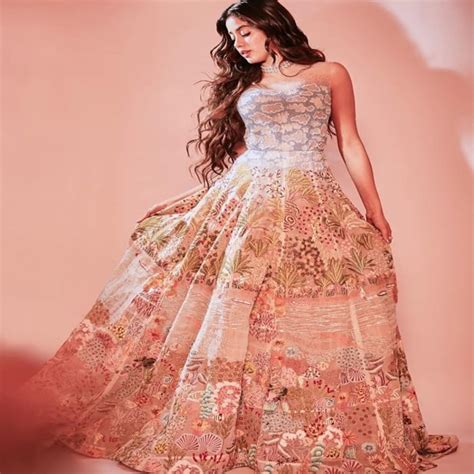 Janhvi Kapoor Looks Ethereal In A Nature Inspired Gown Leaves Netizen Mesmerised