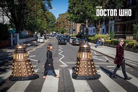 Doctor Who Abbey Road Póster Lámina Compra En Posters Es