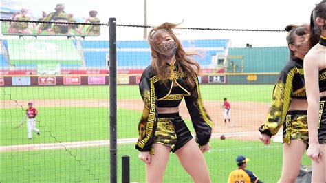 210418 中信兄弟 Vs 樂天桃猿 Rakutengirls 中場舞「real Fire」穎樂nina Cam Youtube