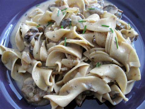 Mushroom Stroganoff - Free Recipe Network