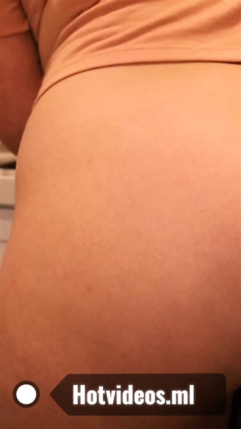 Italian Busty Miss Tati S Boyfriend Fuck On Chicken