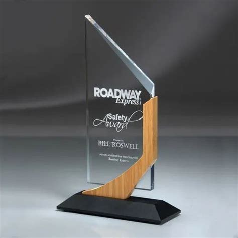 Printed Acrylic Trophy With Laser Engraving Packaging Type Box Size