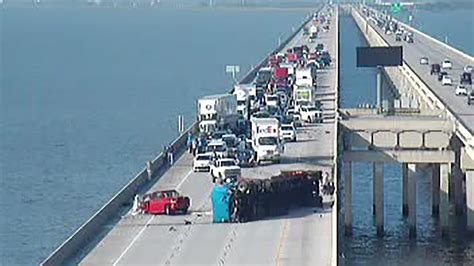 18-wheeler overturns on I-10 East Twin Span bridge in Louisiana | khou.com