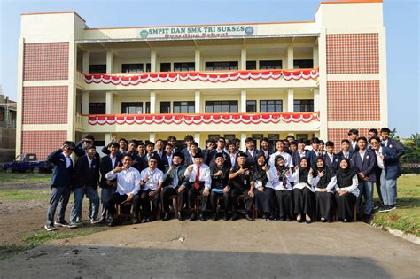 Tingkatkan Karakter Berwawasan Kebangsaan Sekolah Tri Sukses Depok