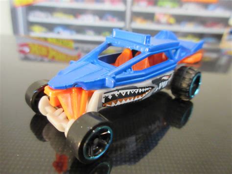 Yahoo オークション Hot Wheels DUNE IT UP HW Daredevils 5 10 デュ