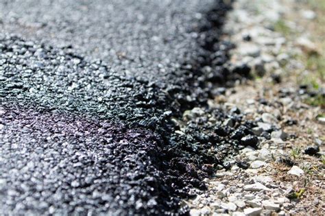 Реализуем асфальтобетонную смесь по доступным ценам