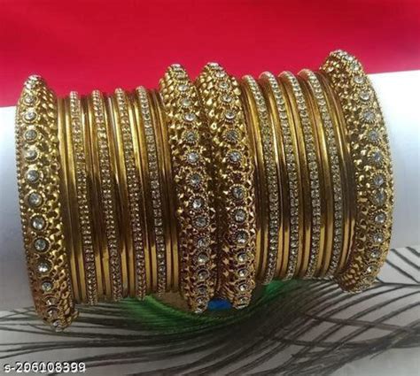 BANGLES SET