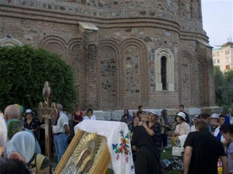 Pelerinaj Cu Icoana F C Toare De Minuni A Maicii Domnului De La