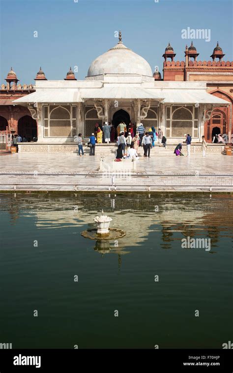 Tomb Of Salim Chisti Hi Res Stock Photography And Images Alamy