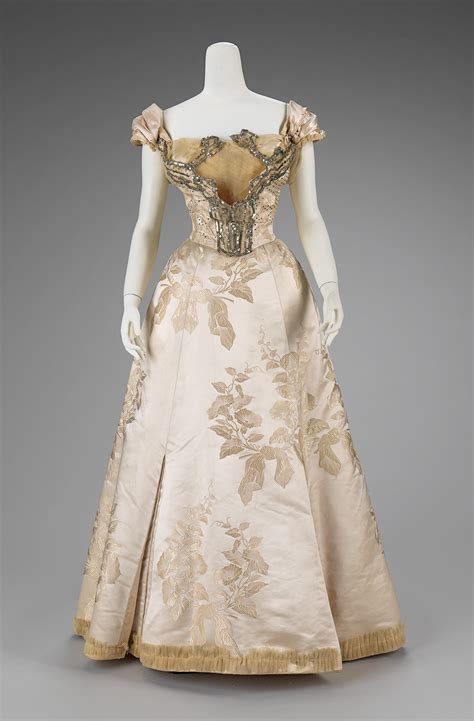 House Of Worth Ball Gown French The Metropolitan Museum Of Art