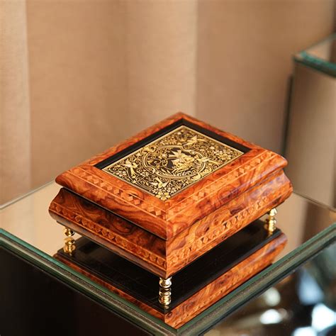 Купить музыкальную шкатулку "Magic sounds" от Anframa (ручная позолота ...