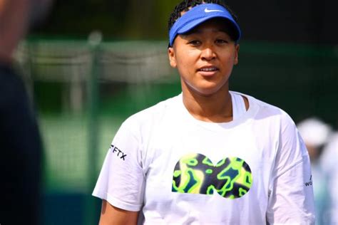 Naomi Osaka Annonce Tre Enceinte