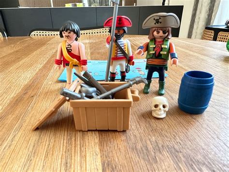 Set Playmobil Loch Ness Boot Piratenkommando Rotrock Kapitän Kaufen