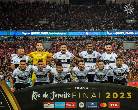 Versus Los Hinchas De Olimpia Preparan Un Nuevo Mosaico Para El