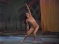 Naked Mercedes Carre O In La Mujer Perfecta