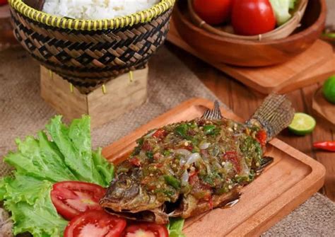 4 Tempat Makan Di Sumedang Jawa Barat Yang Terkenal Enak Banyak Varian