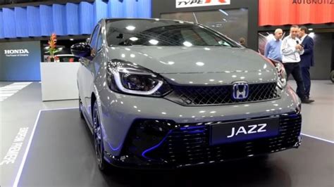 Honda Jazz Facelift 2023 Tampilan Maskulin Mesin Hybrid Dan Fitur