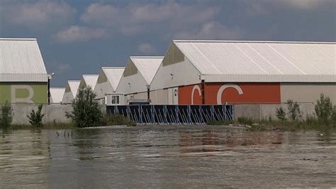 FLOODWALL INTEGRATED PROTECTION — AQUAFENCE