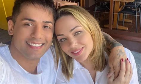 Tânia Mara E Sertanejo Tiago Terminam Namoro Após Polêmica Sobre