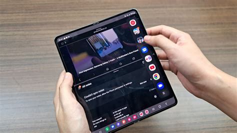 Samsung Galaxy Z Fold Tips Tricks On The Taskbar