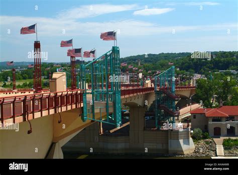 The Wabasha Street Bridge Over The Mississippi River at St Paul Minnesota USA Stock Photo - Alamy