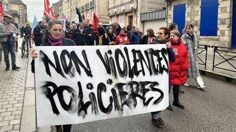 Quelques Milliers De Personnes Ont Manifesté Jeudi Soir En France